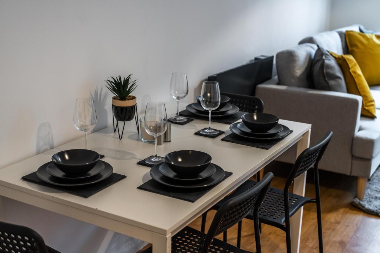 Luxury 2 Bed Apartment Stansted Airport Bishops Stortford 彼索普斯托福 外观 照片