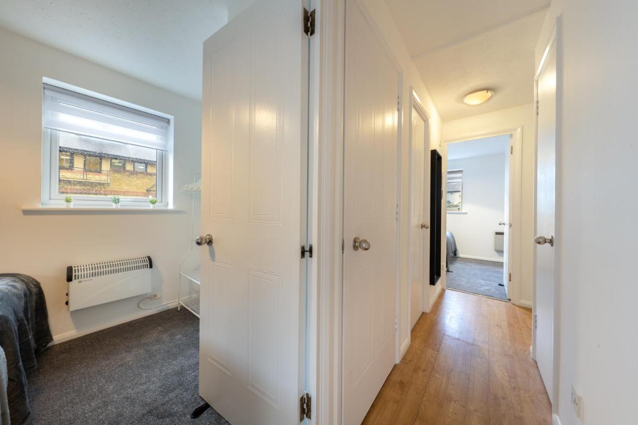 Luxury 2 Bed Apartment Stansted Airport Bishops Stortford 彼索普斯托福 外观 照片